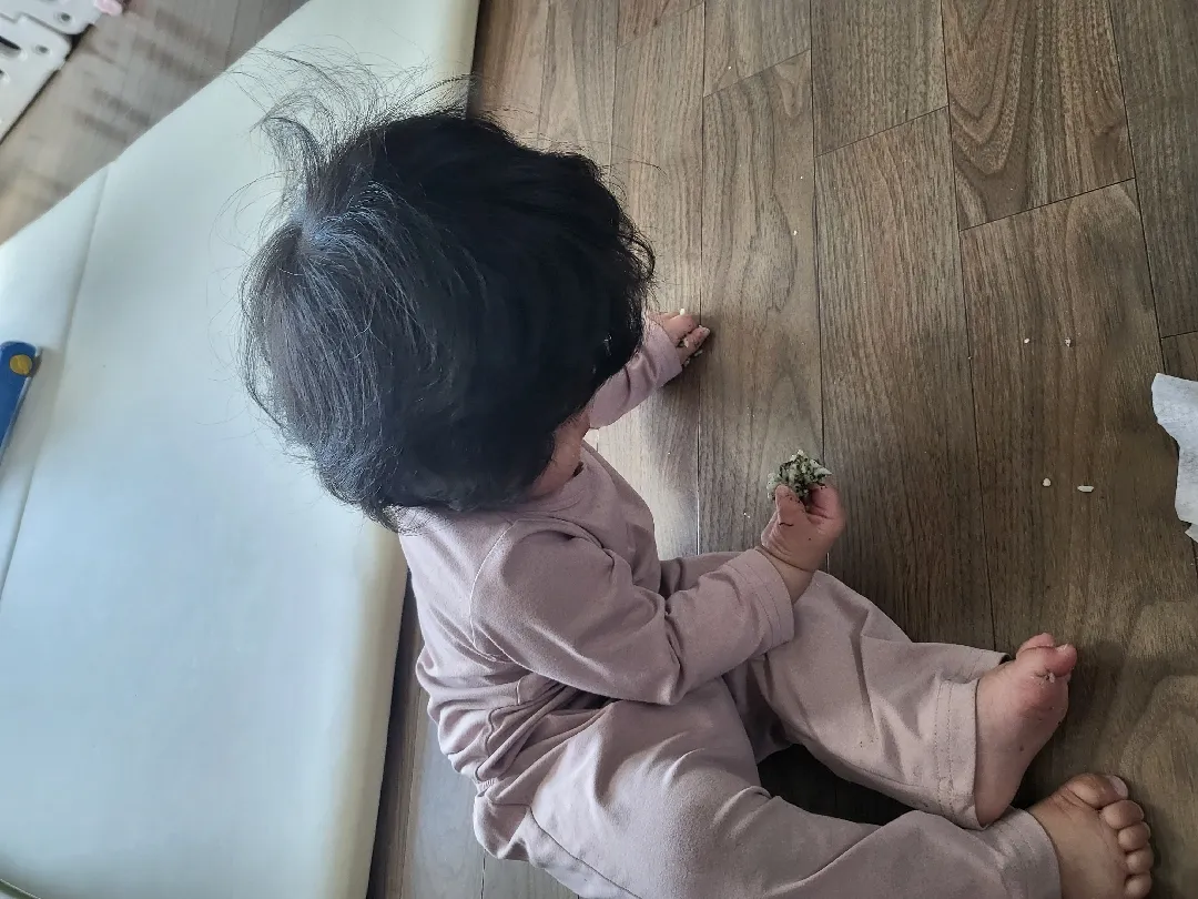 머리숱많은 여자아기 돌잔치