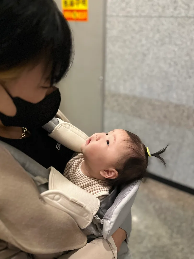 저희아가는 왜..