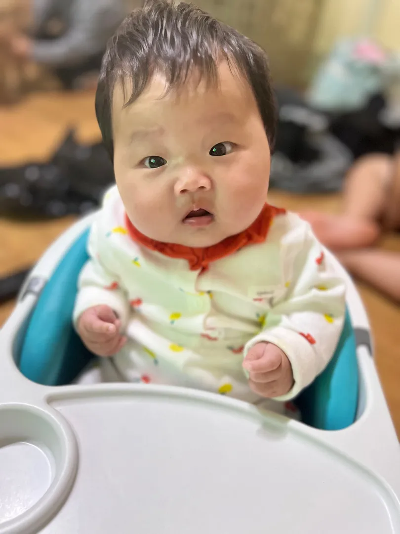 요즘 부쩍 많이 컸구나를 느끼시죠..? 