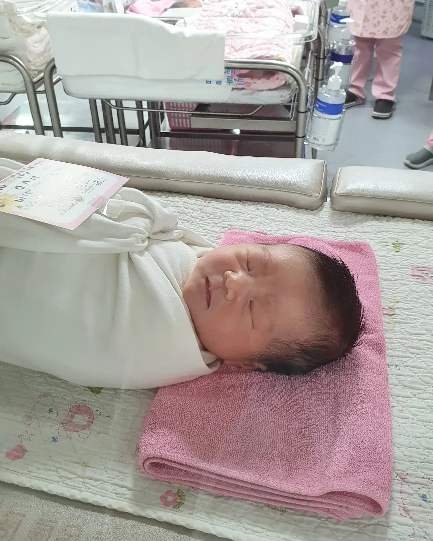 4키로 여아 자연분만했어여 후하