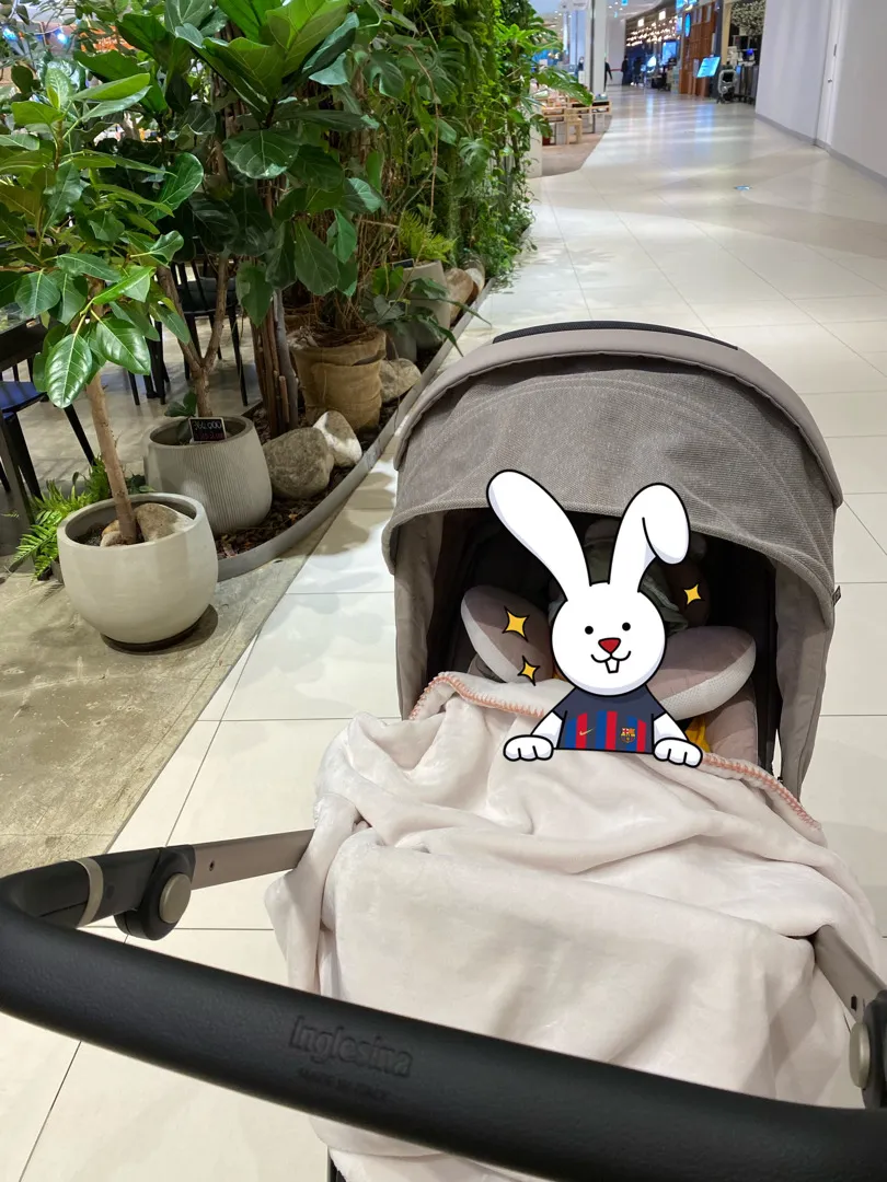 너무신나는 첫 외출 