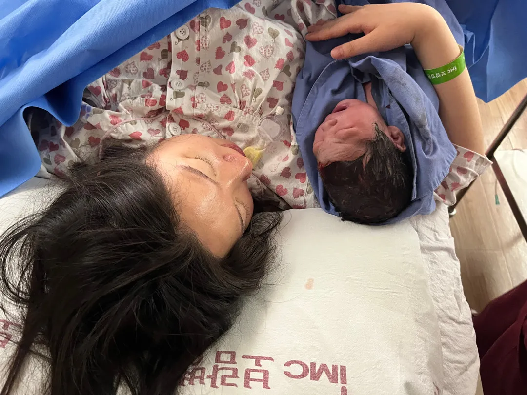 오늘 출산했어용~~