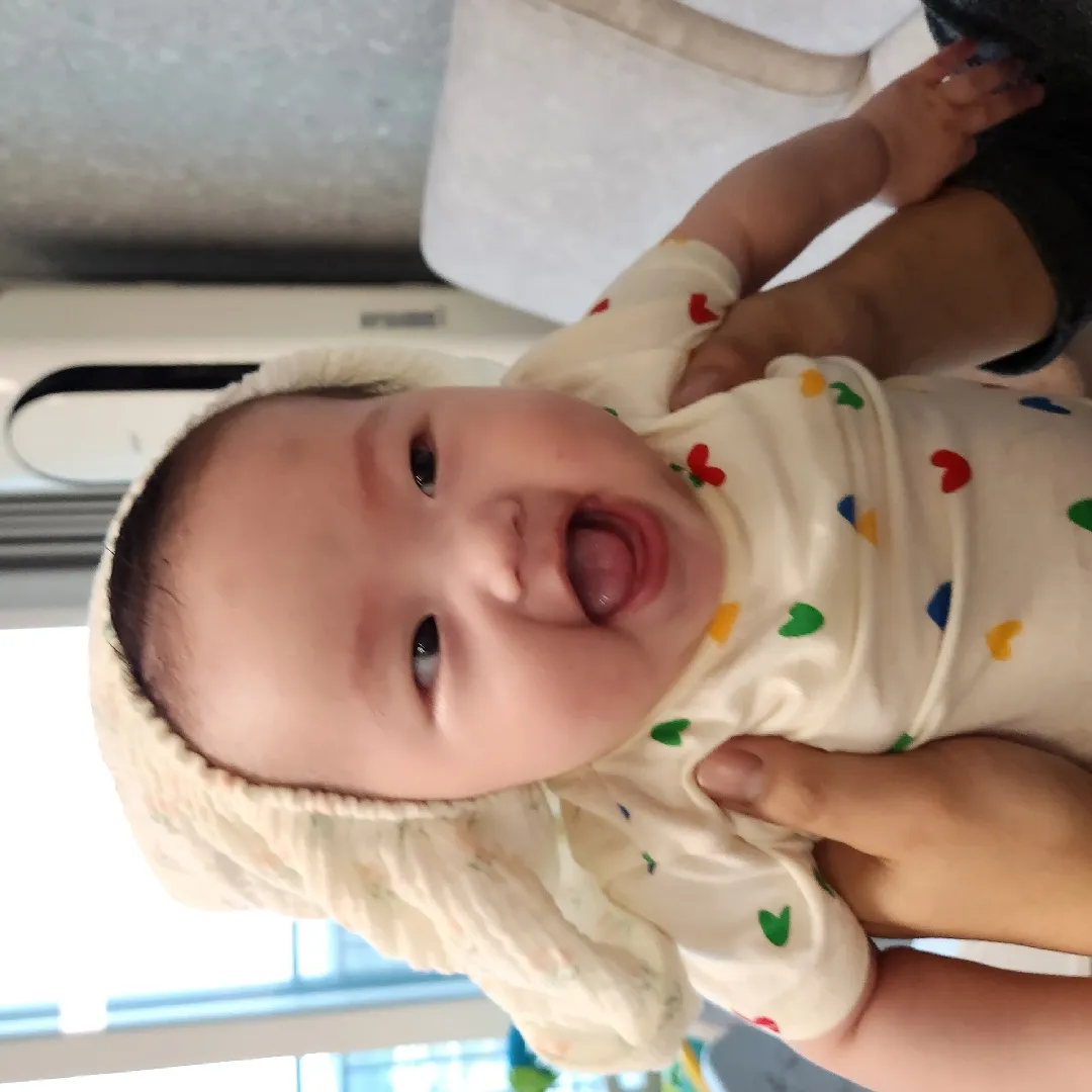 즈히애기 마빡좀 보세요 여러분^^!