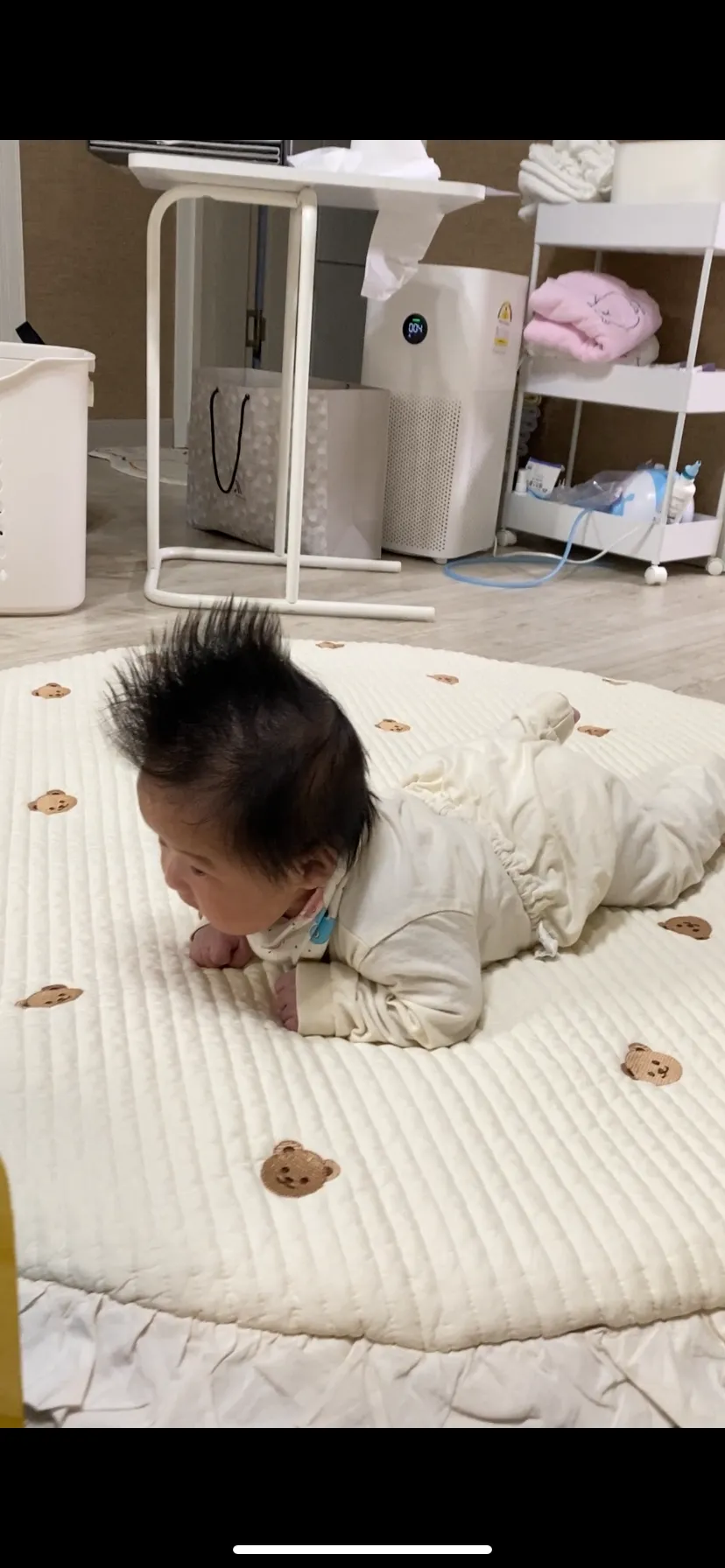 64일차 터미타임 고개들고 제일 오래있었어요😭💕