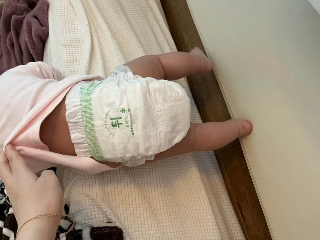오늘 오줌촉감놀이를 당했어요