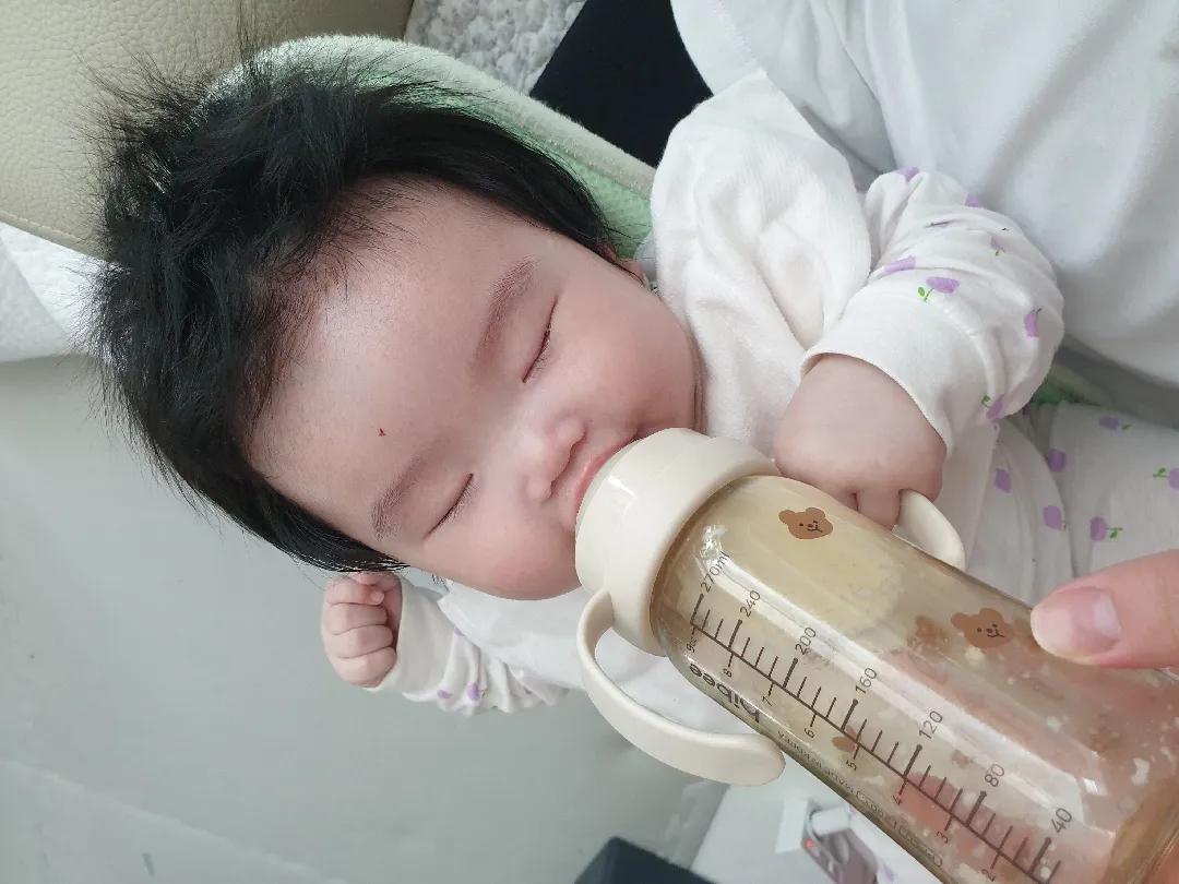 손잡이젖병 개시!!