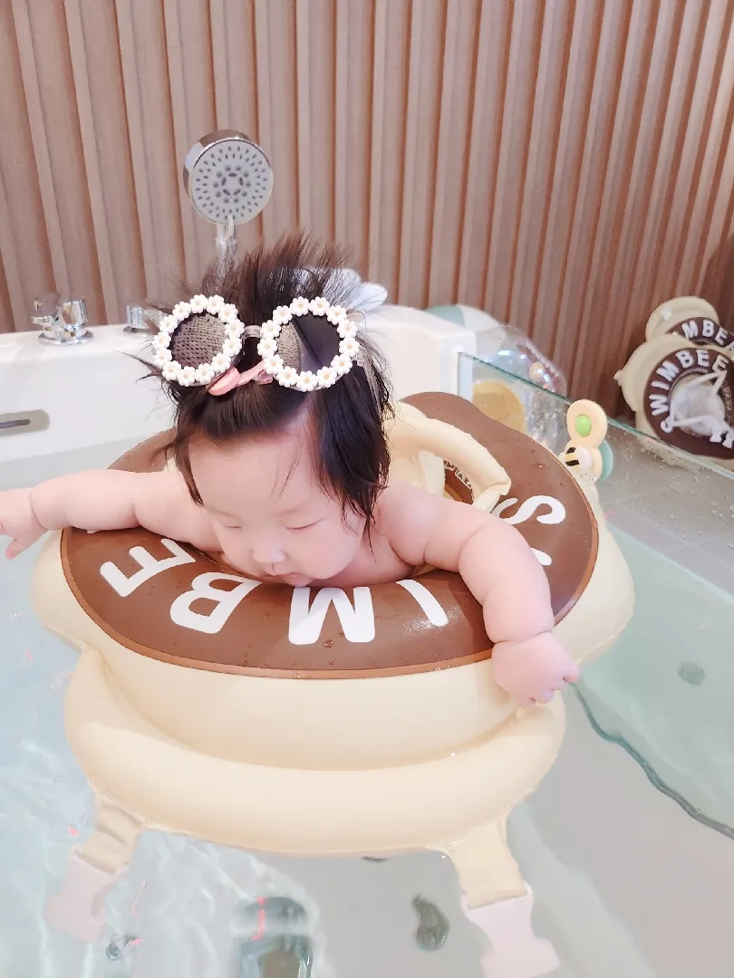 아기수영장 다녀왔어요😀😀
