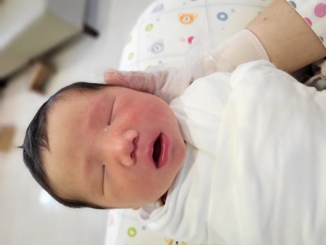 모유수유 연습 2일차 무서워요.