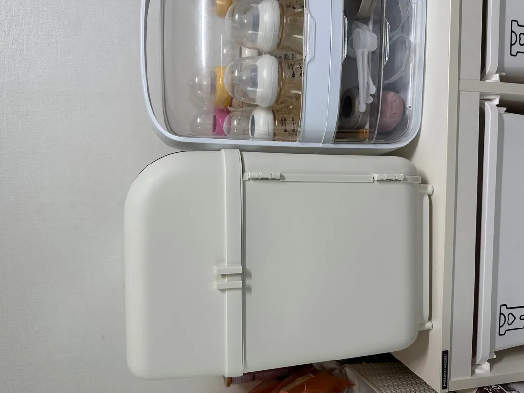 혹시 빌리쇼핑에서 리뗀*** 보관함 크림 사신분?