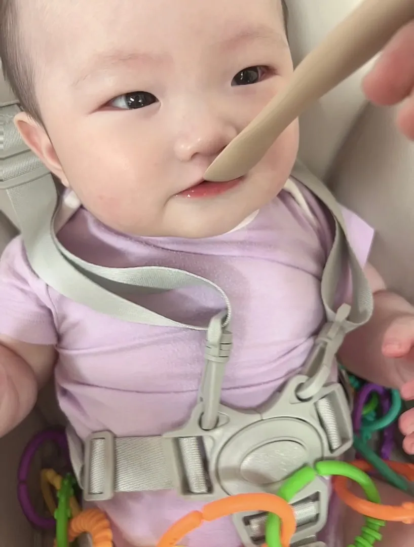 숟가락 연습 해봤어요 😉