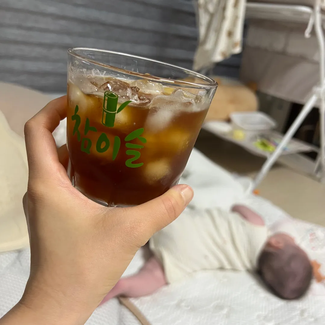 모닝커피로 하루를 시작해용