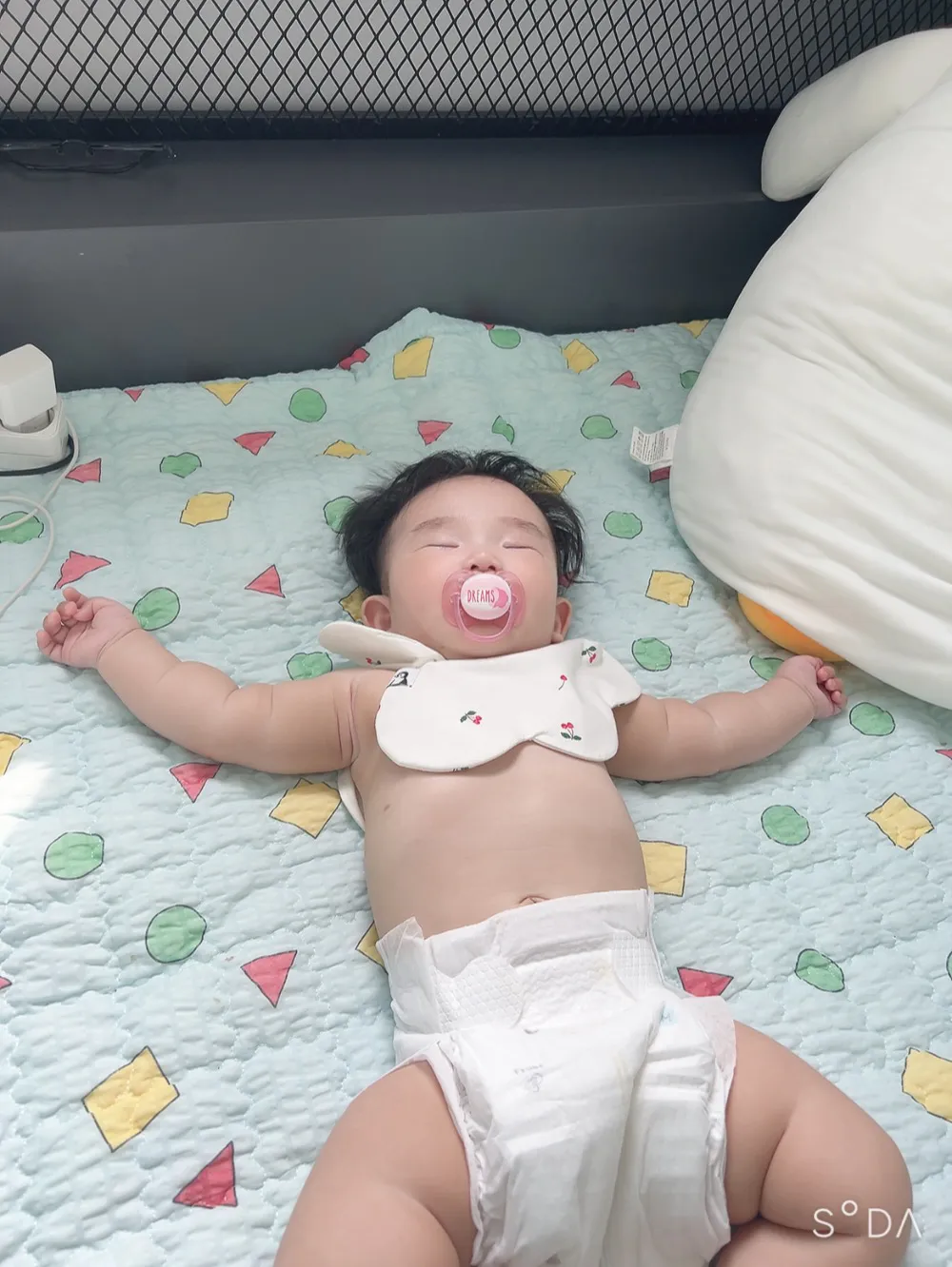아기 통통하다고 굶기라고 하는 시어머니...