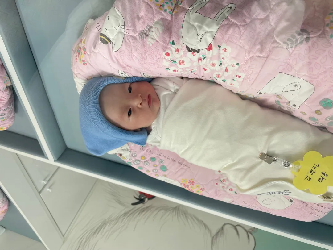 10월 14일 이쁜 둘찌 아들 태어났어요:)