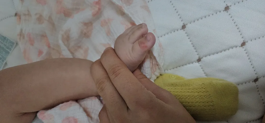 배밀이.. 엄지발가락밀인지..
