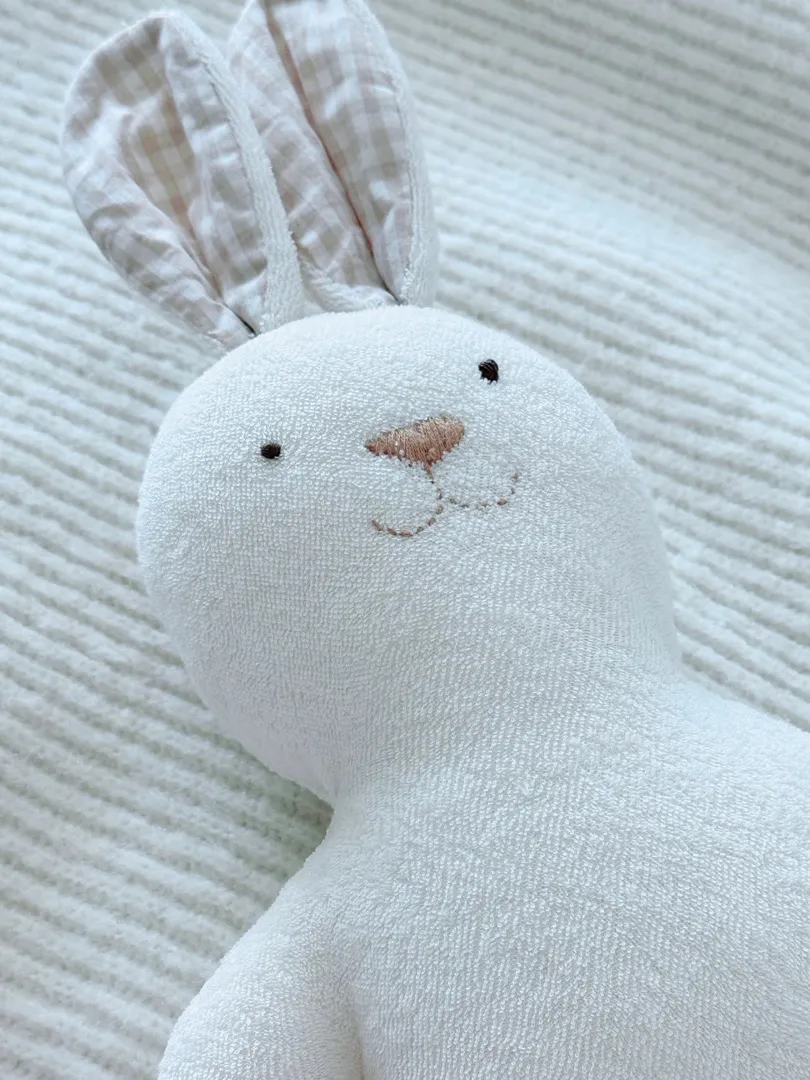 할머니가 만들어준 애착인형🐰