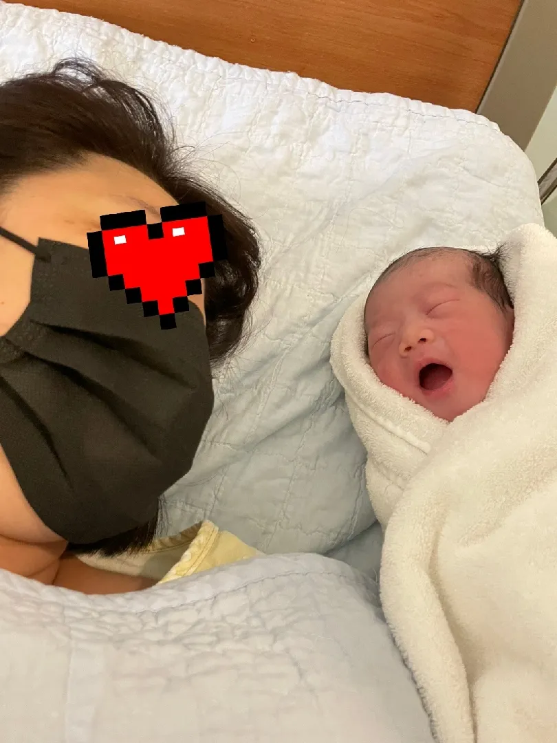 드뎌~ㅎ새싹이가 세상밖으로ㅎㅎ