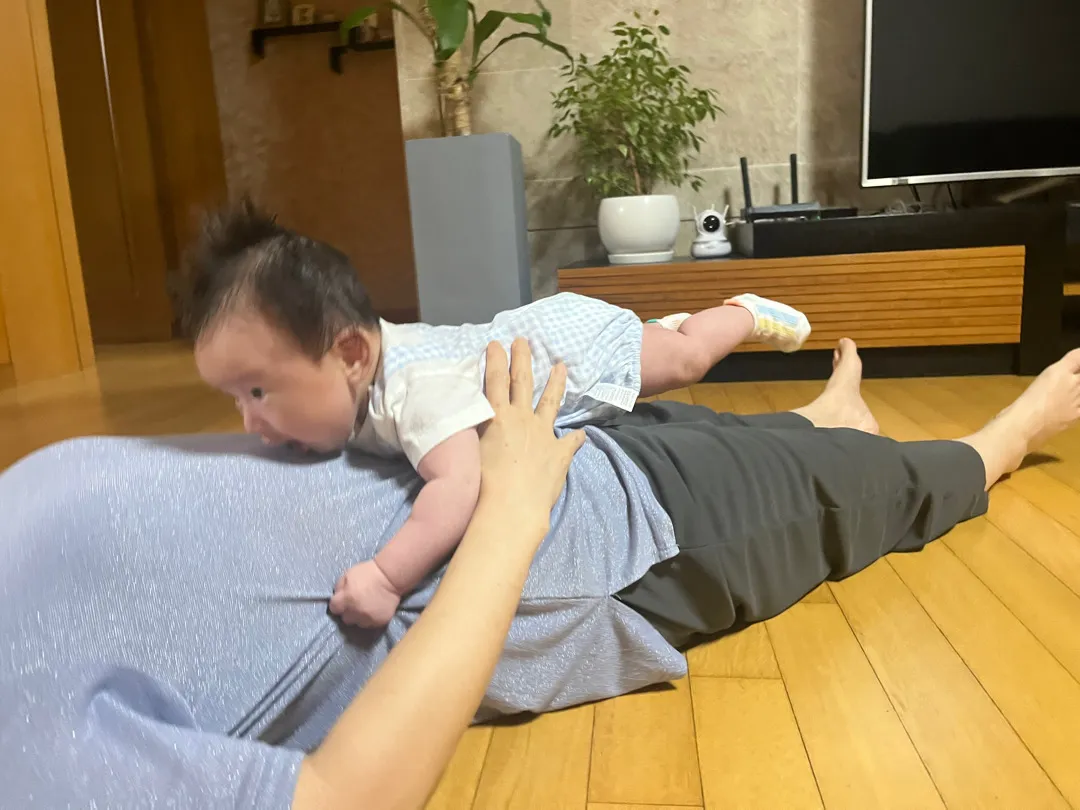 터미타임ㅋㅋㅋㅋㅋ이렇게 하는 애기 있나요