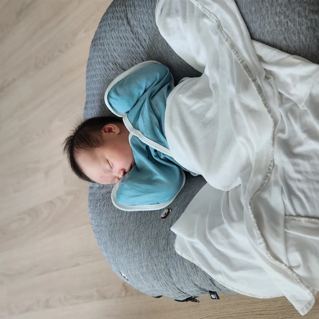 18일차 아기, 집에서 뭐 입지요..?