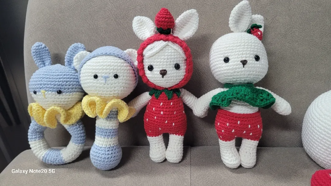 우리 까꿍이 수제 인형과 딸랑이~^^