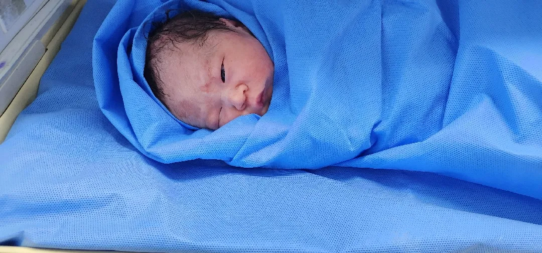 (38주 3일) 제왕으로 아기 낳았어요(남아)