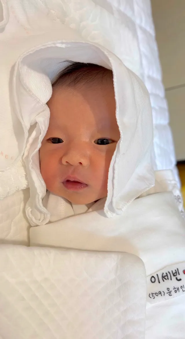 생후 7일차 우리 딸 ! 