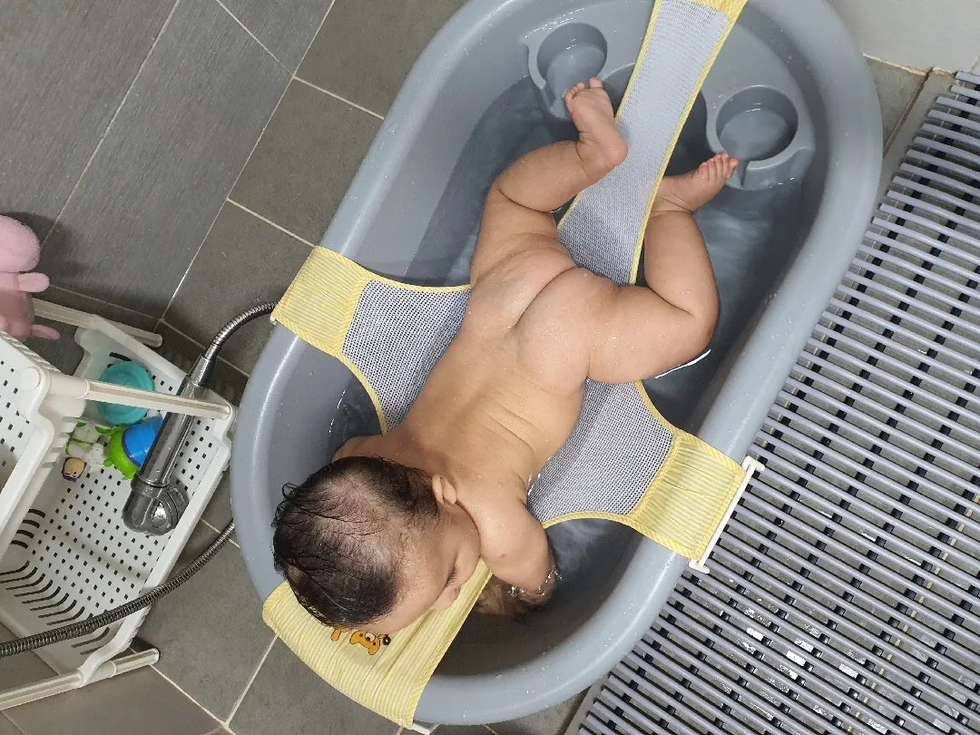 애도 덥다고 짜증내네욤ㅋㅋ