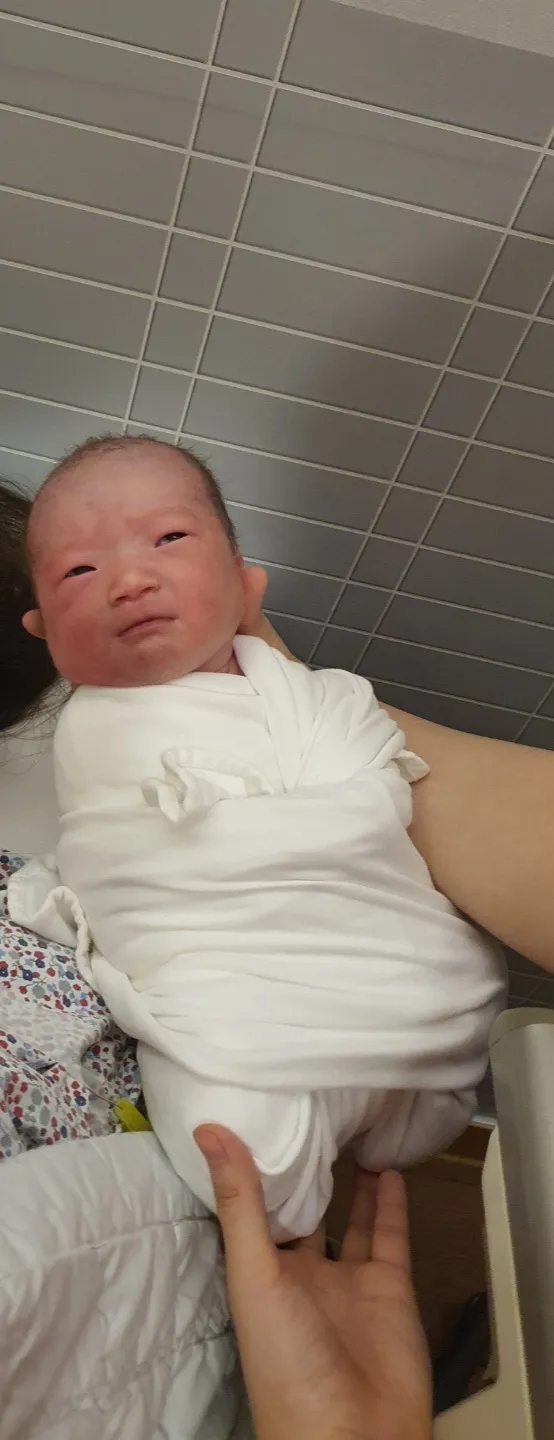 37주1일 2.69Kg 호떡이 이쁜딸 탄생