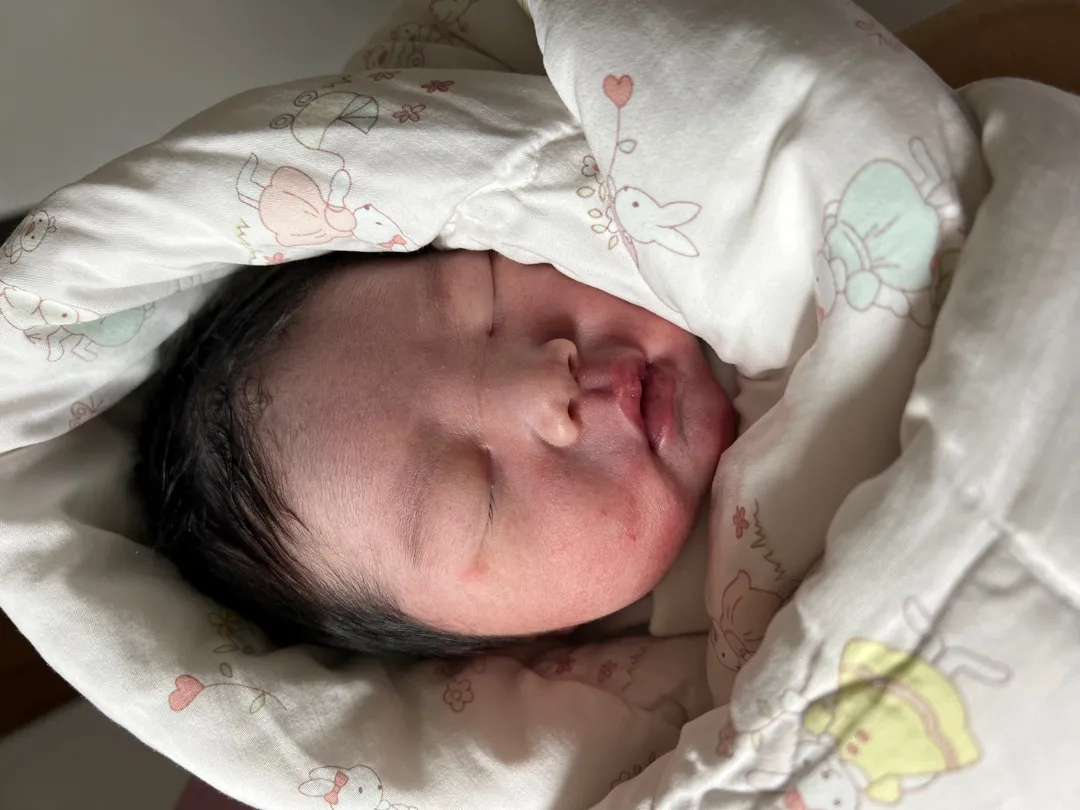39주 0일 자연분만 콩떡이 나왔어요ㅠㅠ