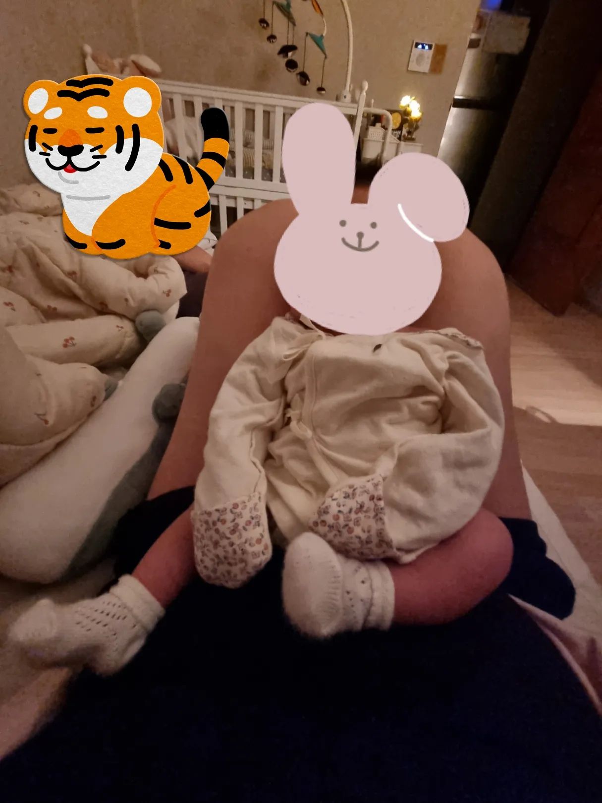 신생아 앉히기 질문이요!ㅜㅜ