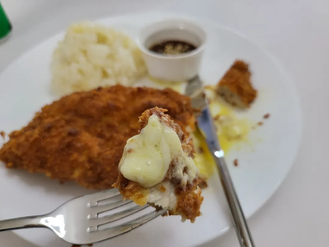 치즈돈까스 먹고싶다니까
