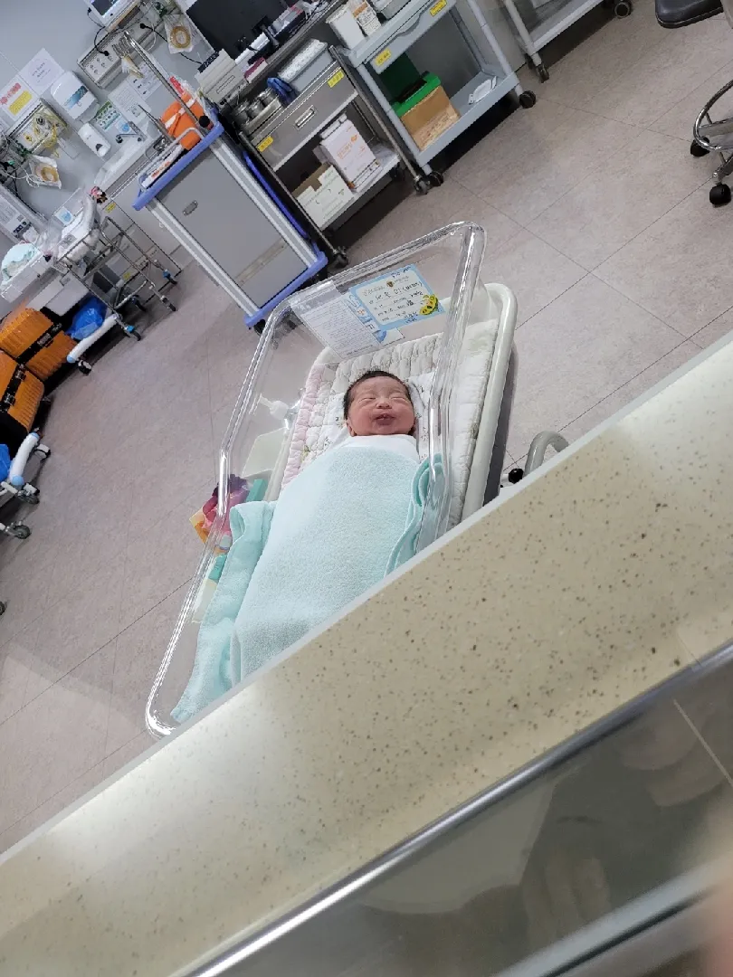 39주 3일 태어났어요