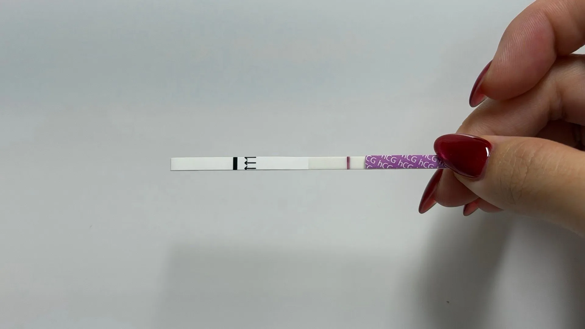 배란기가 아닌데 임테기는 굉장히 흐릿하고 배태기는 YES로 떠요..! 2
