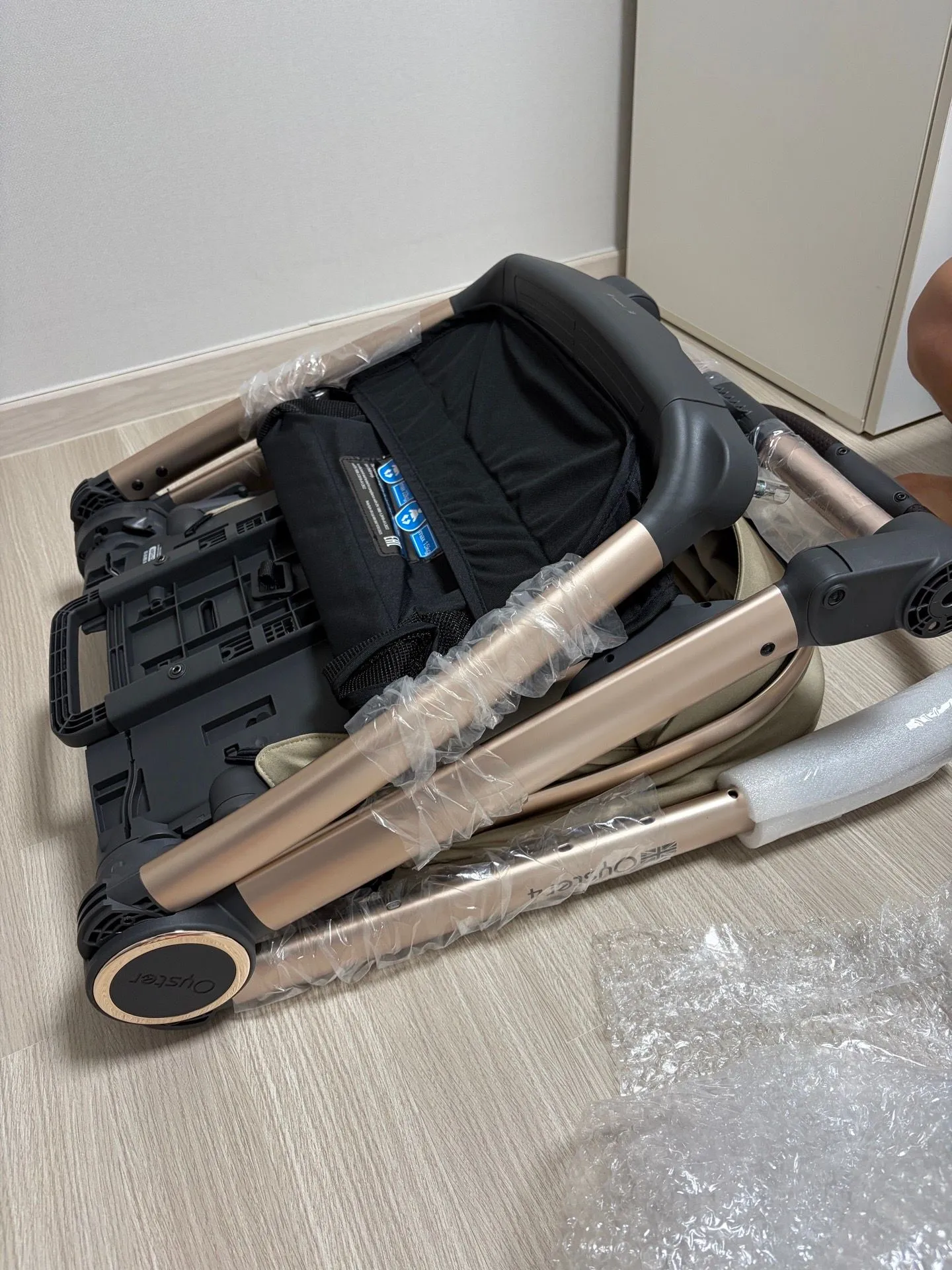 오이스터 4 4