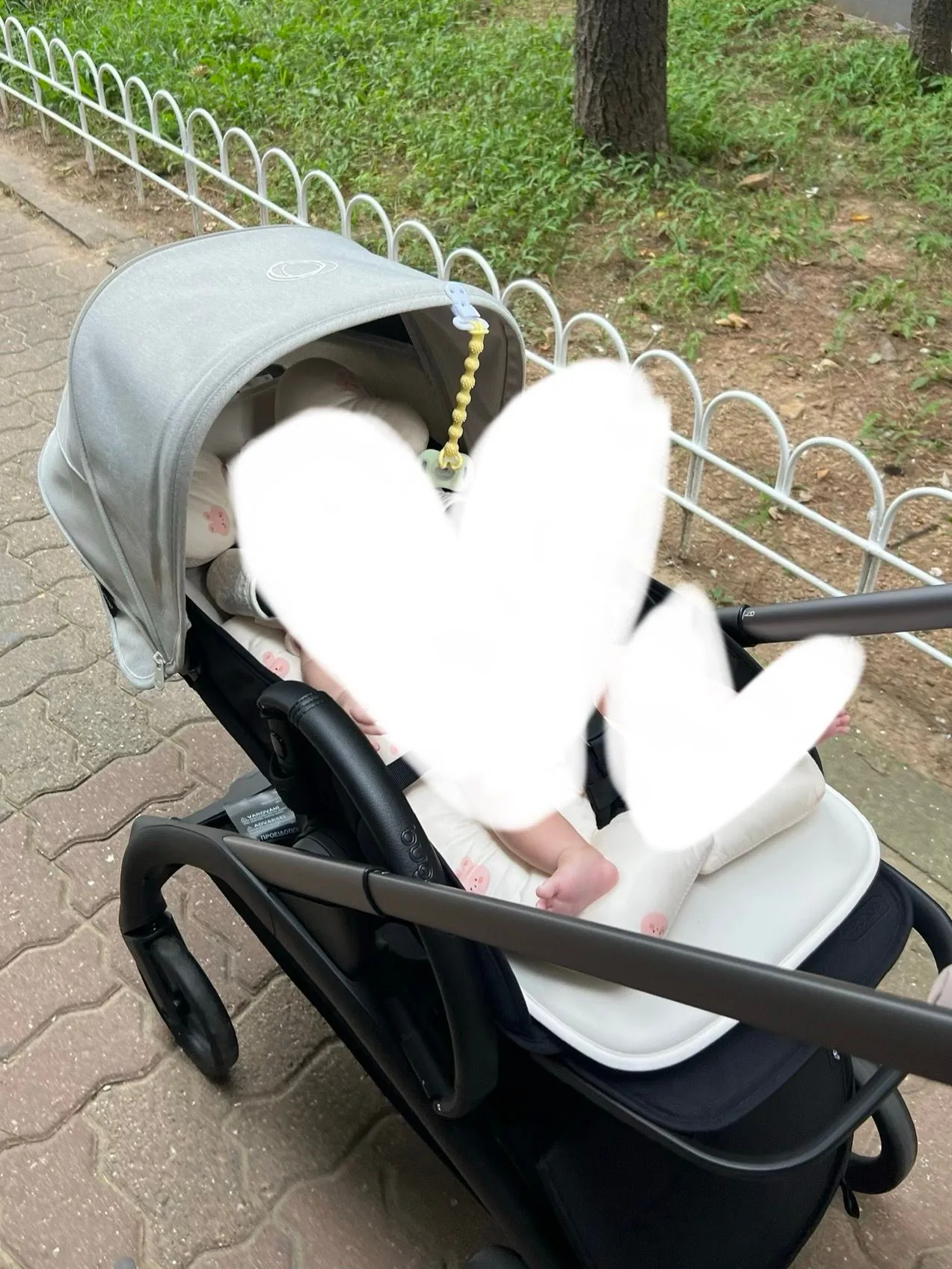 2개월 아기 유모차 탈때 눕기만 되나요?