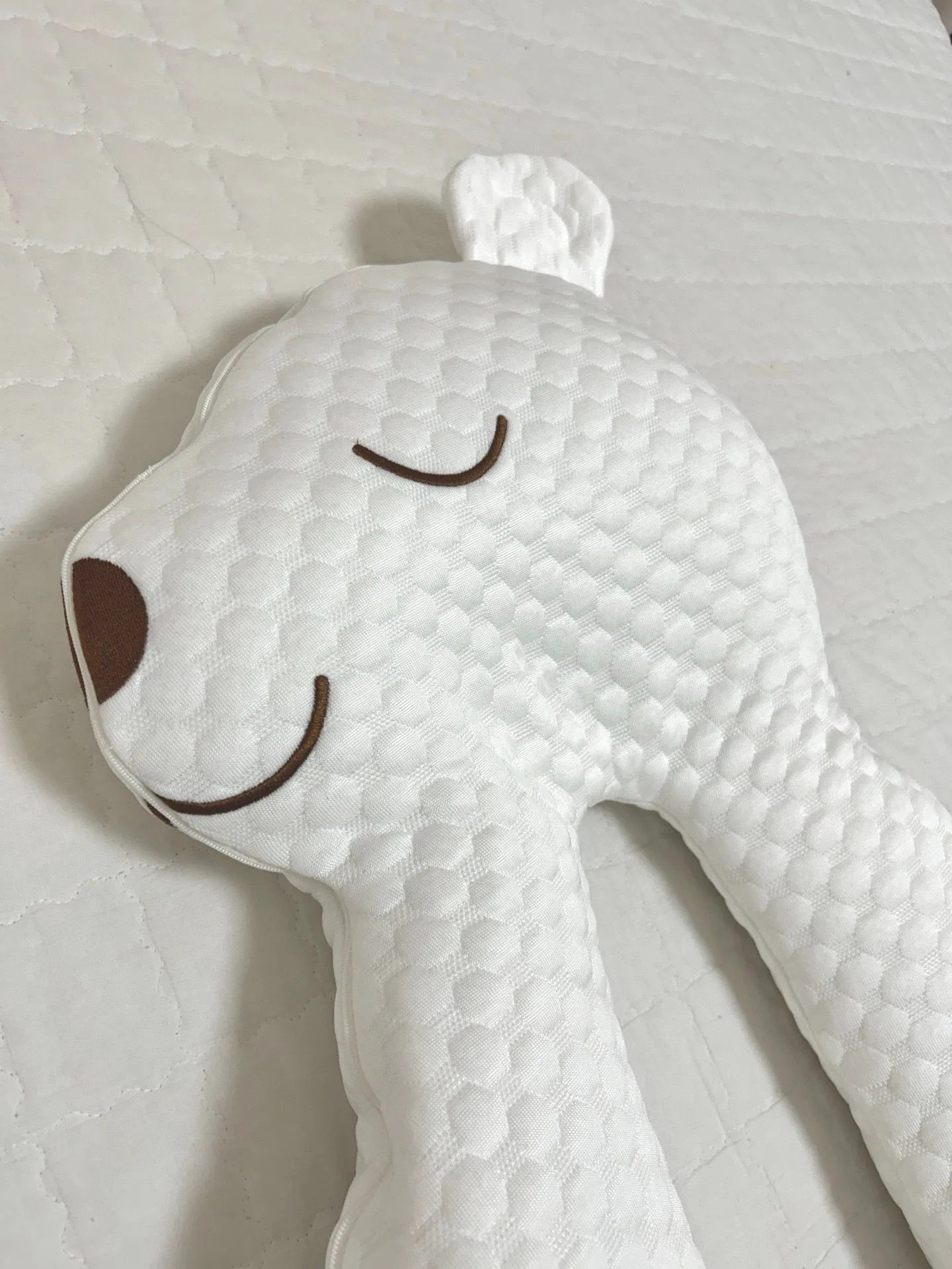베베곰 옆잠베개, 며칠 사용해보니 아기가 이렇게 자더라고요! 2