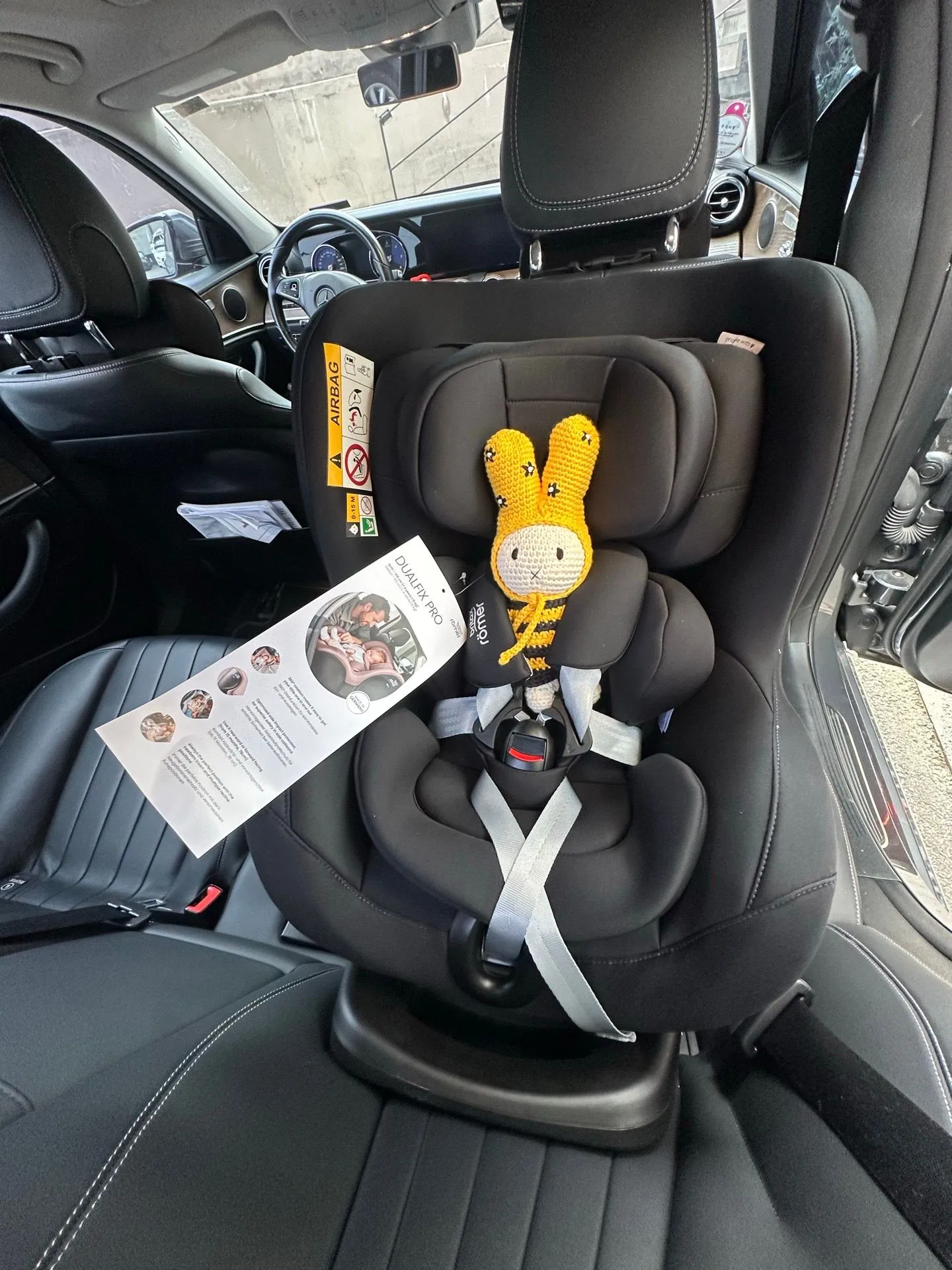 첫 카시트 벤츠 E220d , 브라이텍스 듀얼픽스 PRO 딥블랙으로 선택했어요🖤 4