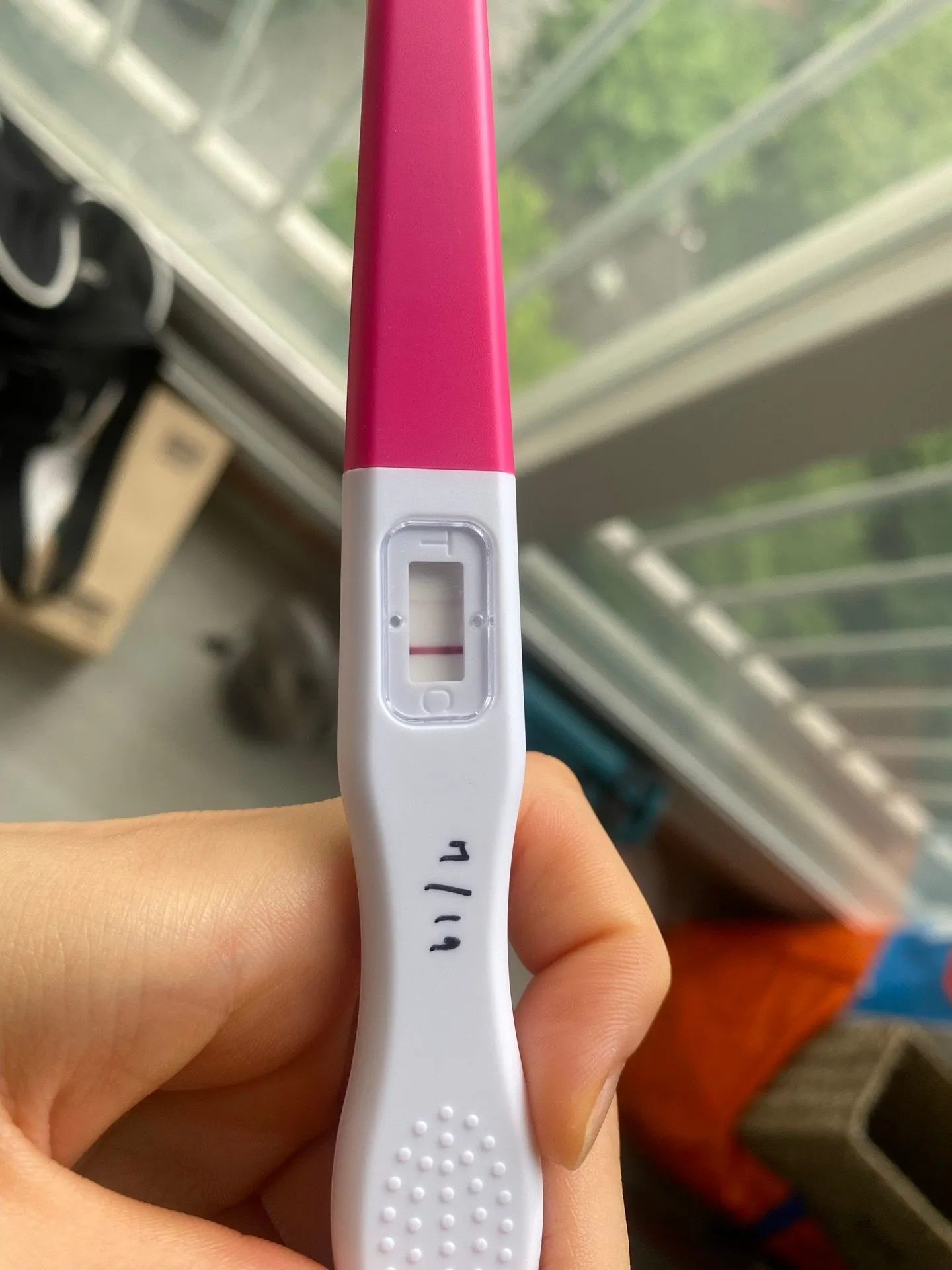 임신이 맞을까요..?