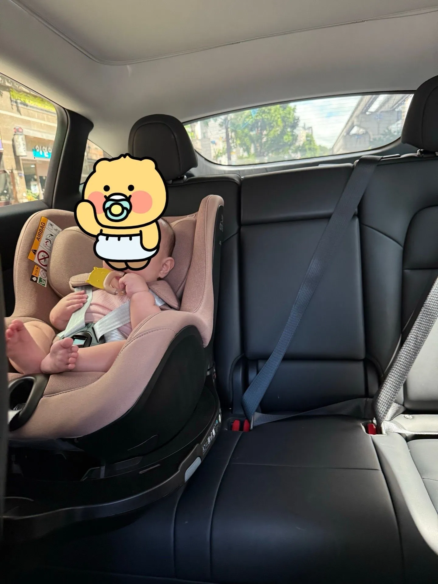 흔들림 없는 신생아 카시트 듀얼픽스 프로 테슬라 모델 Y 장착 후기 4