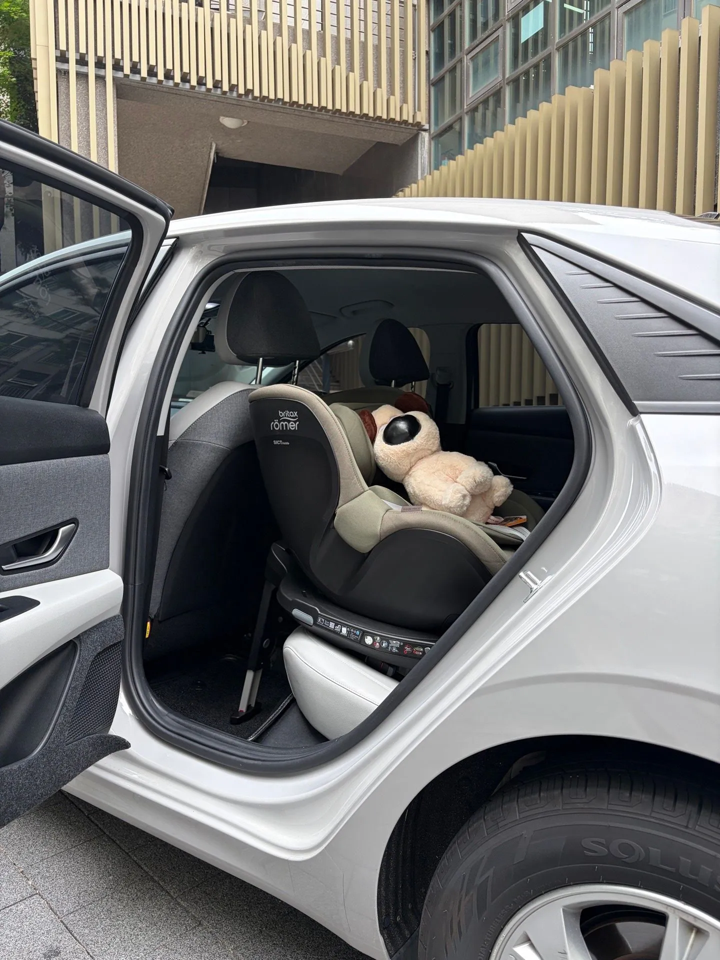 듀얼픽스 프로 럭스 회전형 카시트 ISOFIX 구매후기 1