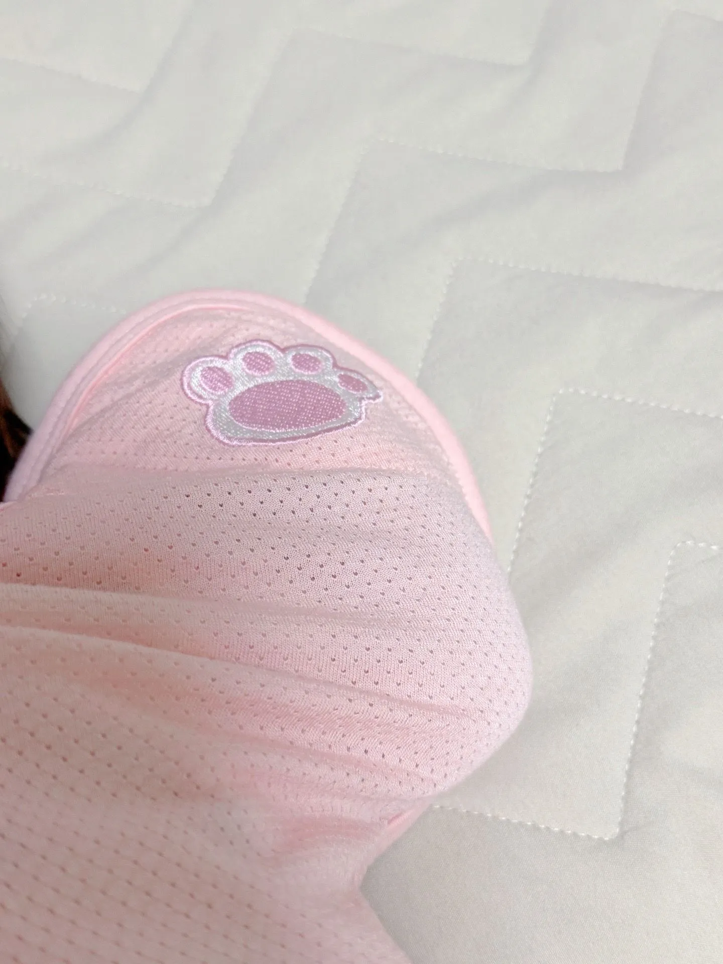 출산준비물 고민이라면? 여름에도 시원한 베베곰 밤부메쉬 스와들수트 후기 3