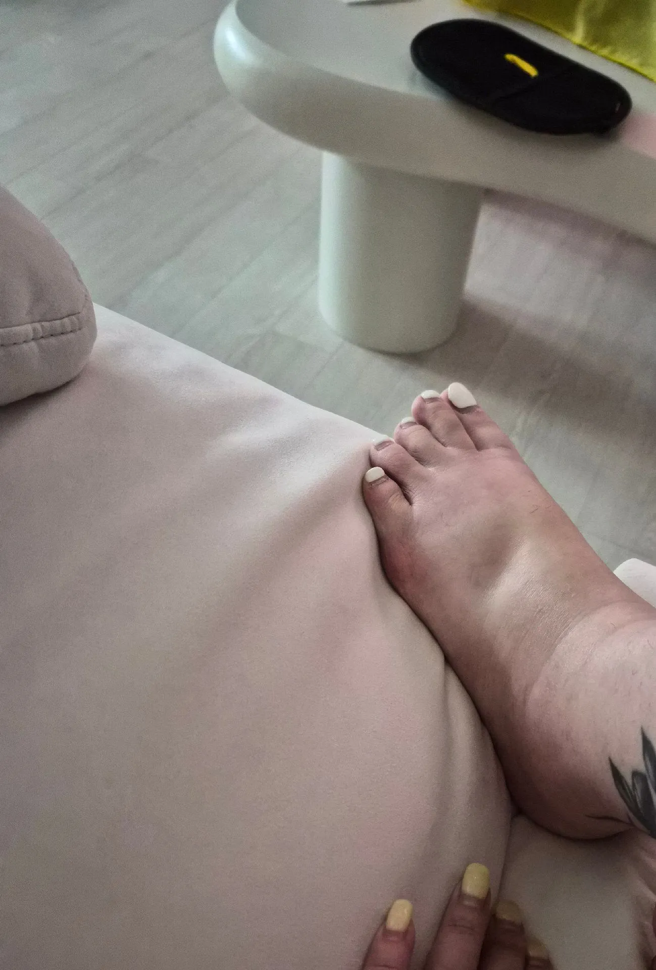 다리 저처럼 부은 분 있을까요?