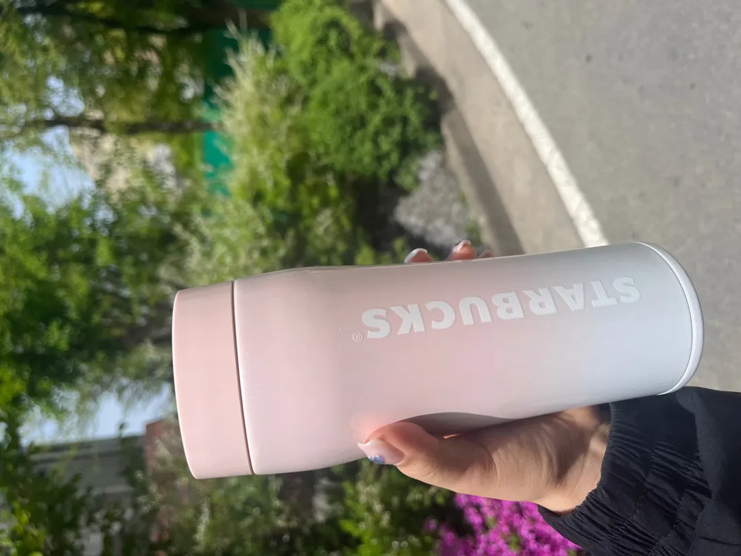 스벅 자몽피지오!