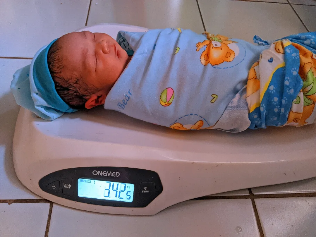 16 hari lebih maju dari tanggal tafsiran🥰. Alhamdulillah baby lahir normal sehat. Baby boyy👶💙