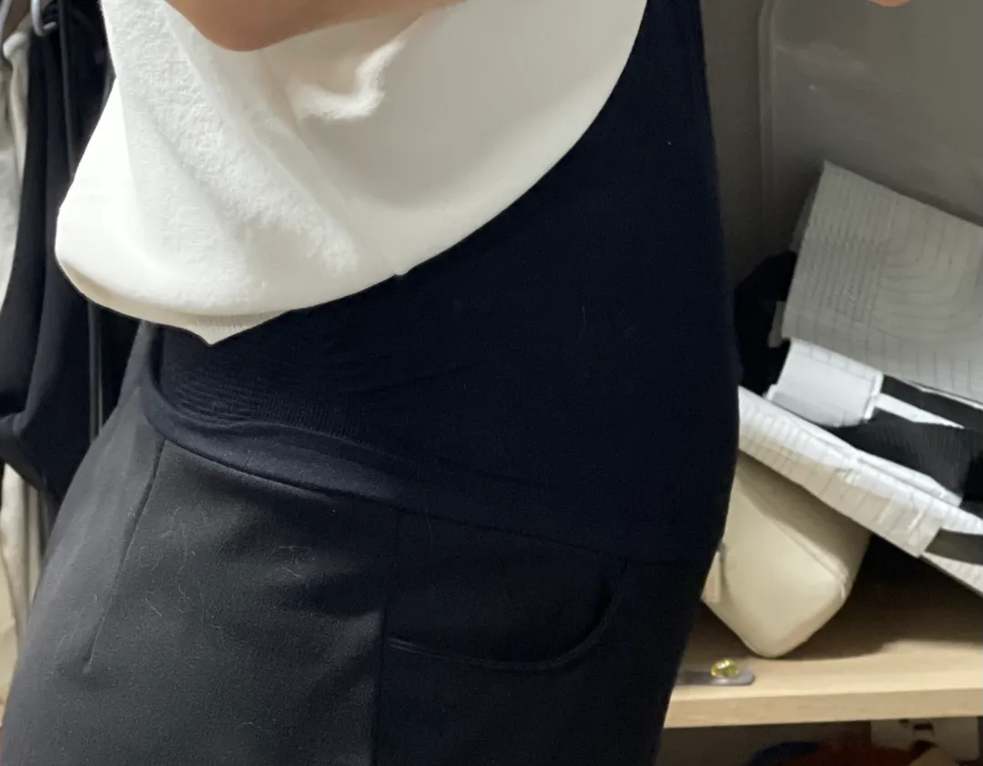 배가 갑자기 훅.. 나왔어요🥺 10주 0일 입니다..