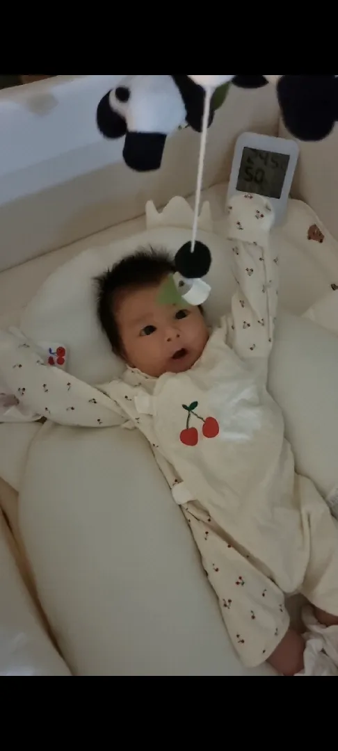 애기 바둥거리는거 넘 귀여워요 ㅋㅋ