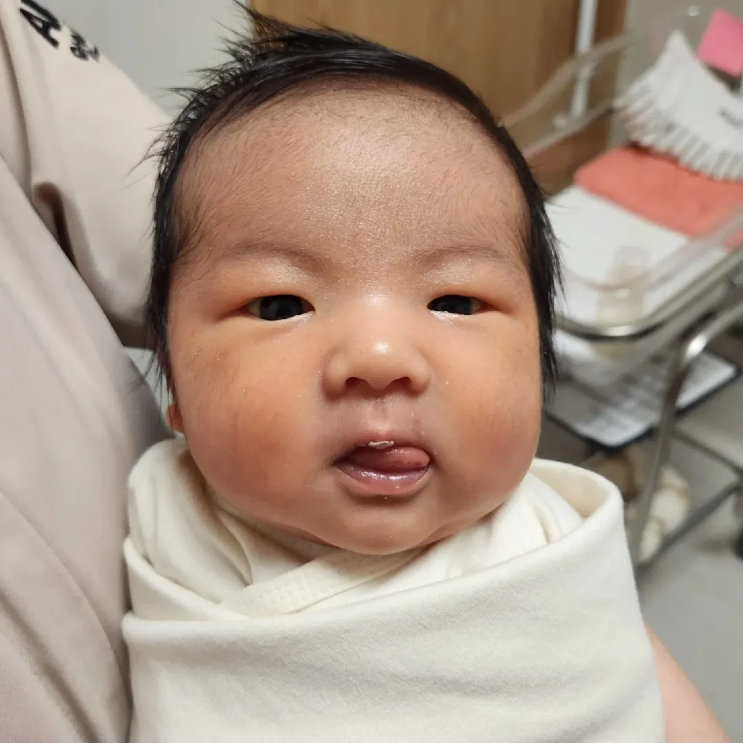  1127첫눈온날♡ 그리고 6일차 신생아♡