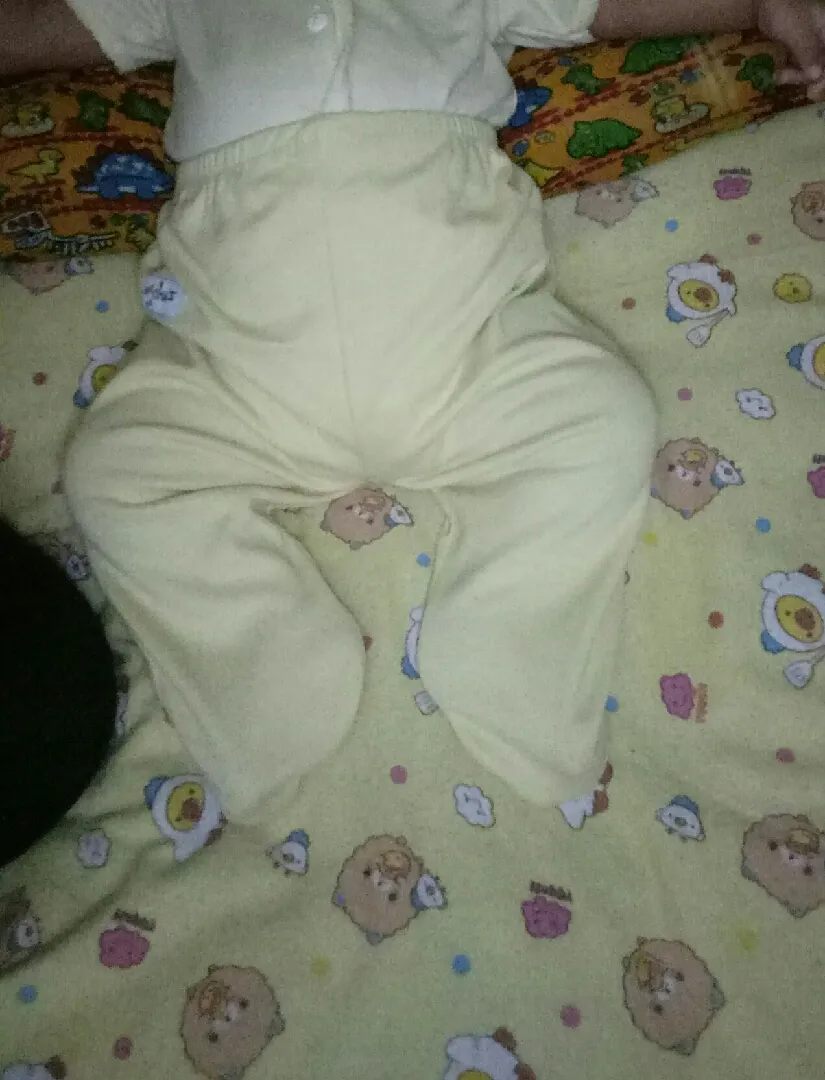 Saat tidur kaki ga pernah lurus