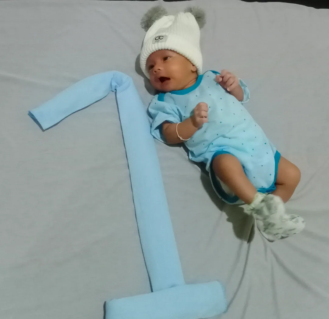 Genap 1 bulan 