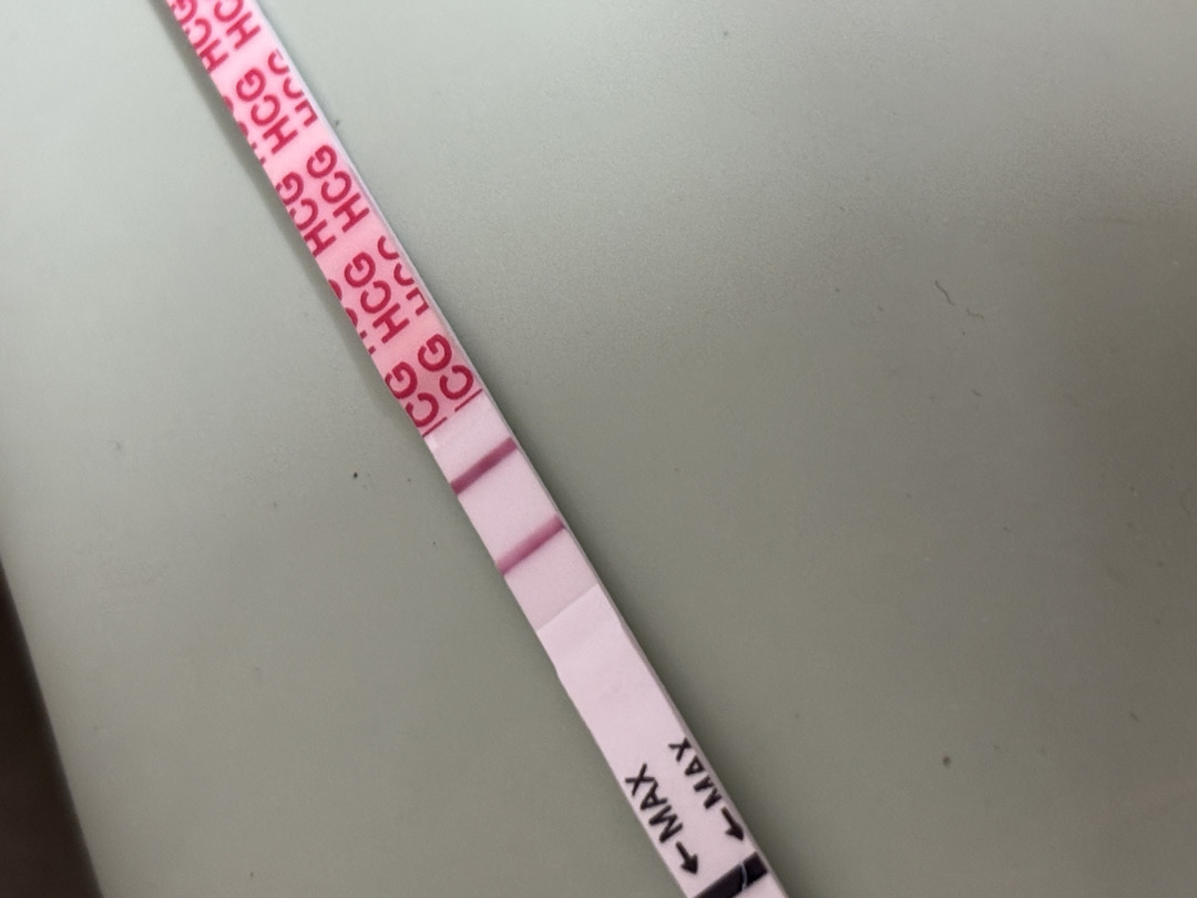 일주일전 피검 수치 21이면 아직 초음파 안보이나용?