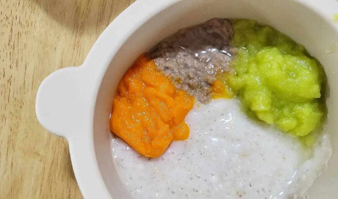 이유식 초기 안에 세끼 하시는 분 계세요?